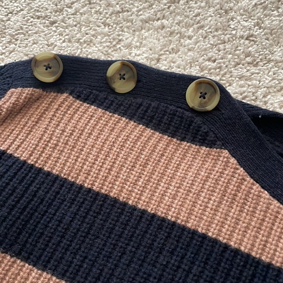 Madewell size xl sweater - Picture 3 of 5